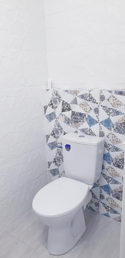 White Apartament, Брэила Экстерьер фото