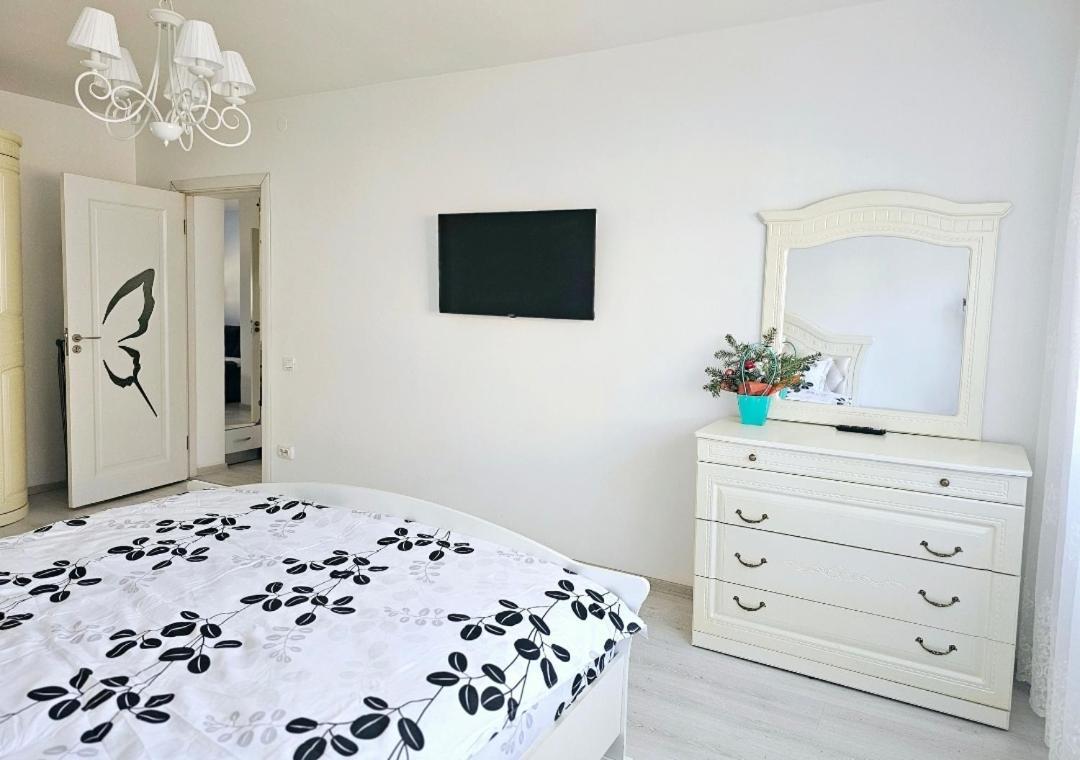 White Apartament, Брэила Экстерьер фото